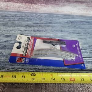 Life like N scale nickle silver power loc Rerailer sealed